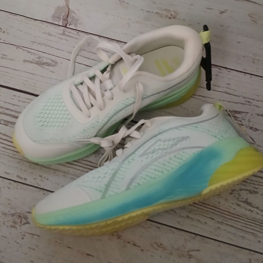 Avia Women's Gel Sneaker White, Blue And Green Athletic Shoes Size 9W